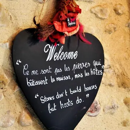 D'hotes Les 7 Semaines Bed & Breakfast 3*